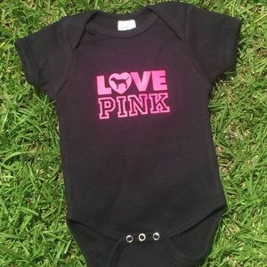 3-6m Love pink onesie